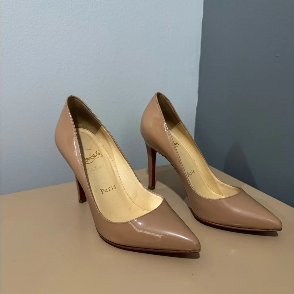 Christian Louboutin Pigalle Beige Pumps 34 - Picture 1 of 8